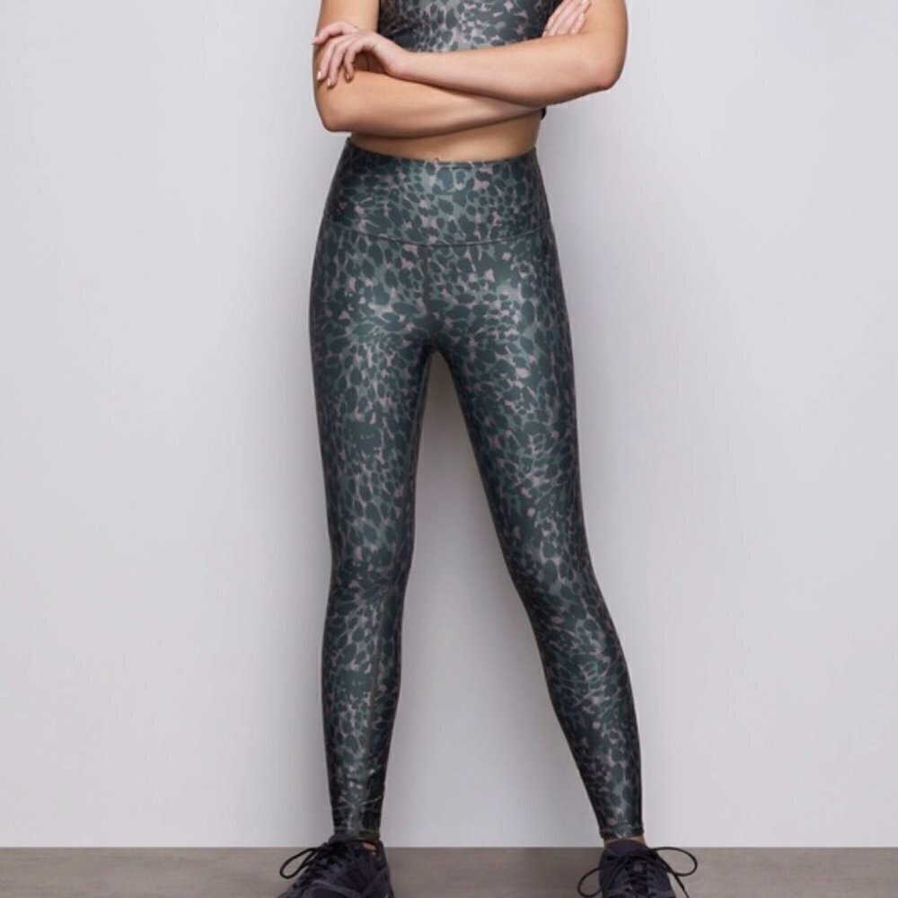 Good American Gray Leopard Print Leggings